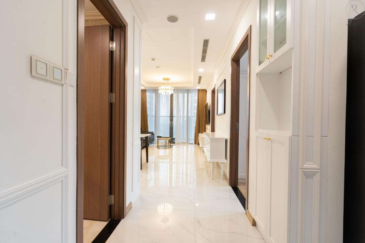 Landmark 81 - Royal Residence Хошимин Экстерьер фото