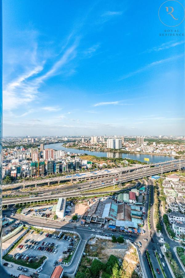 Landmark 81 - Royal Residence Хошимин Экстерьер фото
